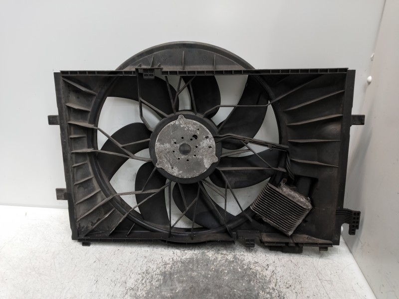 Recambio de electroventilador para mercedes clase clk (w209) coupe 270 cdi (209.316) referencia OEM IAM A2035000293  
