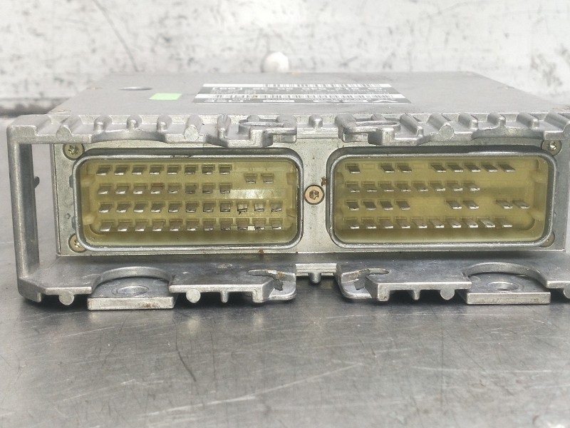 Recambio de centralita motor uce para mercedes clase e (w210) berlina 230 (210.037) referencia OEM IAM 0175452532  