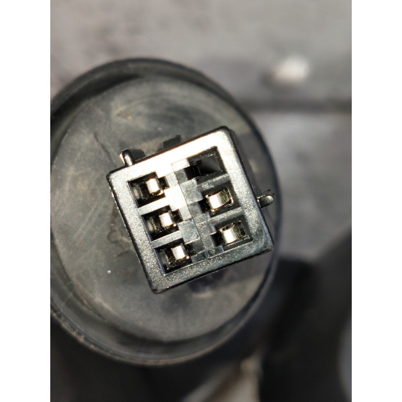 Recambio de retrovisor izquierdo para opel corsa d essentia referencia OEM IAM ELÉCTRICO 1 ENCHUFE 5 CABLES