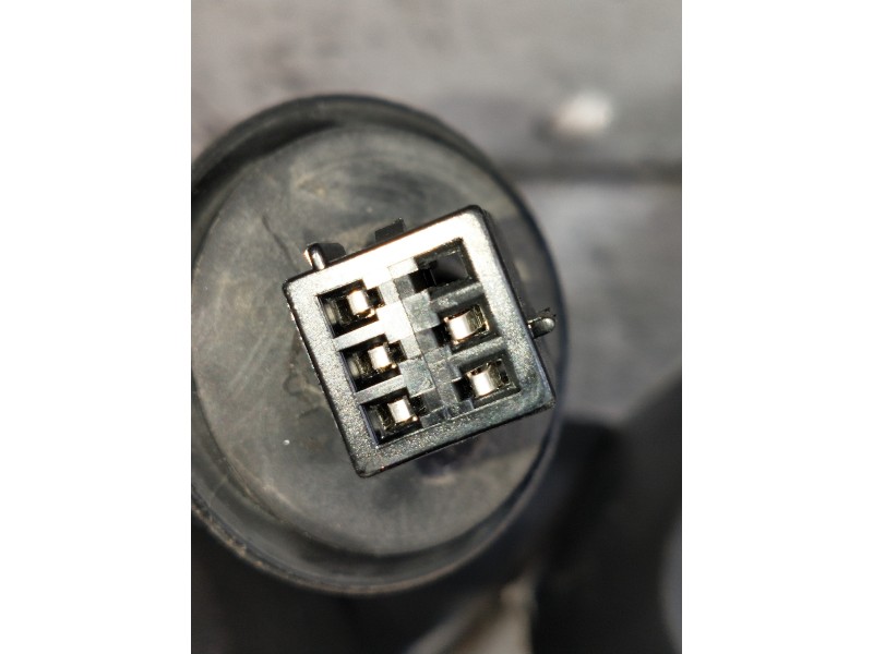 Recambio de retrovisor izquierdo para opel corsa d essentia referencia OEM IAM ELÉCTRICO 1 ENCHUFE 5 CABLES