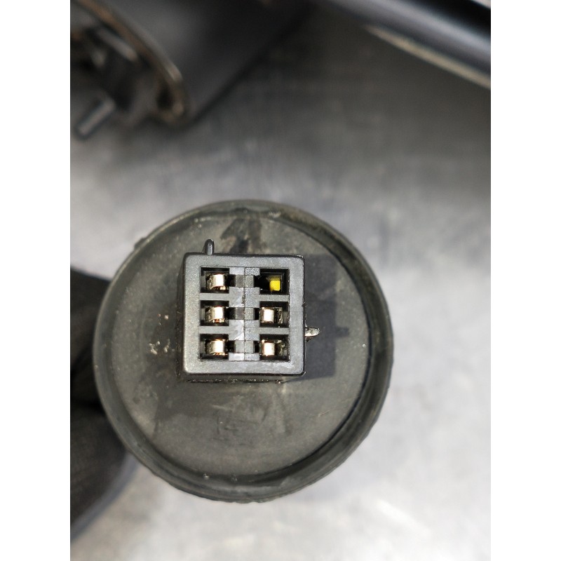 Recambio de retrovisor derecho para opel corsa d essentia referencia OEM IAM ELÉCTRICO 1 ENCHUFE 5 CABLES