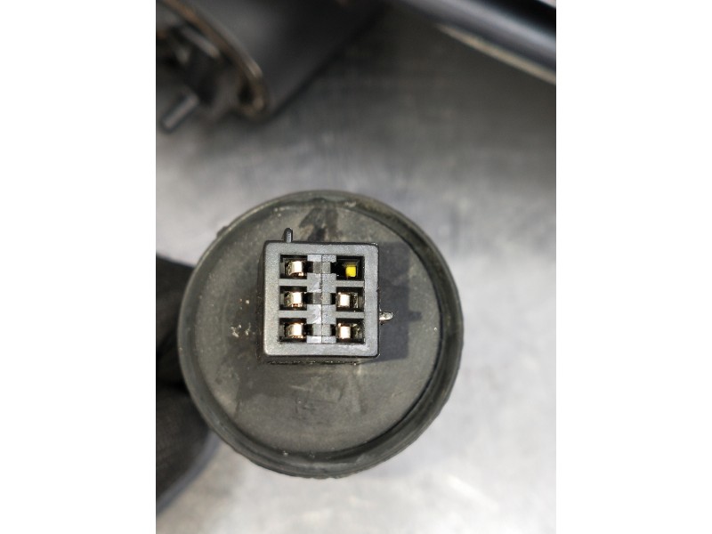 Recambio de retrovisor derecho para opel corsa d essentia referencia OEM IAM ELÉCTRICO 1 ENCHUFE 5 CABLES