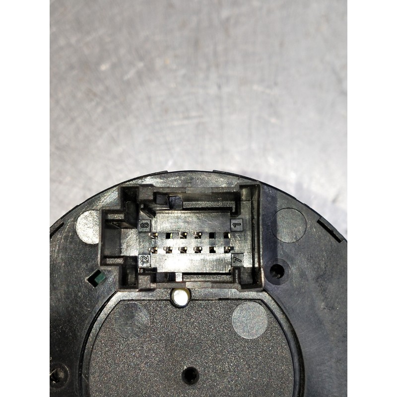 Recambio de mando luces para opel corsa d essentia referencia OEM IAM 13249396EA  