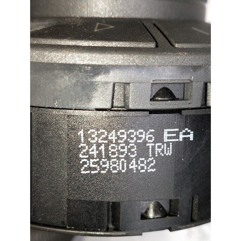 Recambio de mando luces para opel corsa d essentia referencia OEM IAM 13249396EA  