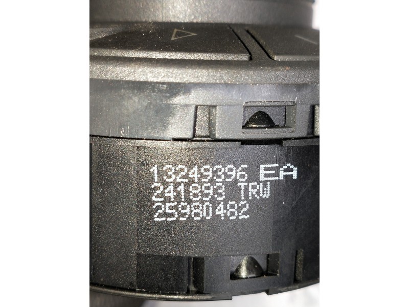Recambio de mando luces para opel corsa d essentia referencia OEM IAM 13249396EA  