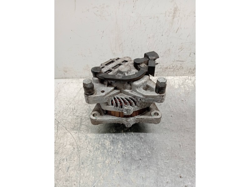 Recambio de alternador para citroen c5 berlina attraction referencia OEM IAM 9649846880  