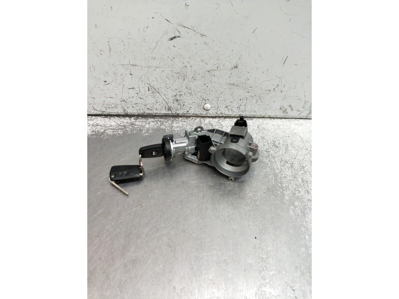 Recambio de conmutador de arranque para opel corsa d essentia referencia OEM IAM   