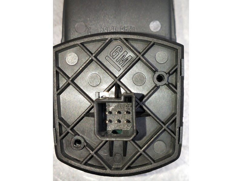 Recambio de mando elevalunas delantero derecho para opel corsa d essentia referencia OEM IAM 13189333RW  