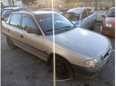 opel astra f berlina del año 1997