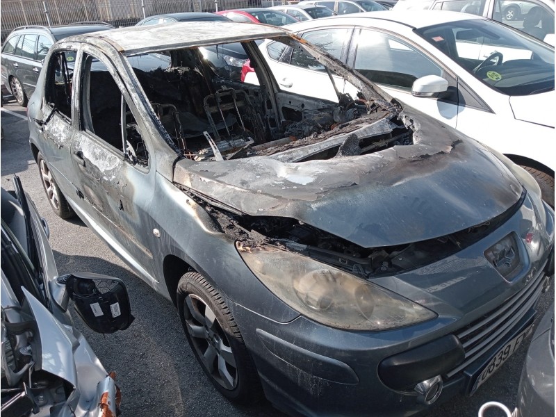 peugeot 307 berlina (s2) del año 2007