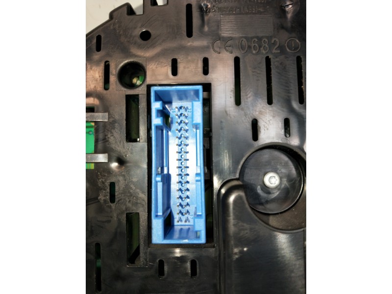 Recambio de cuadro instrumentos para audi a3 (8p) 2.0 tdi ambiente (dpf) (125kw) referencia OEM IAM 8P0920931E  