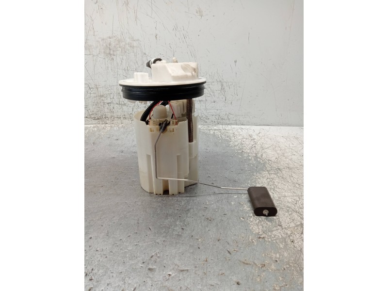Recambio de bomba combustible para ford fiesta (ccn) trend referencia OEM IAM C1B19H307BC 0580200175 