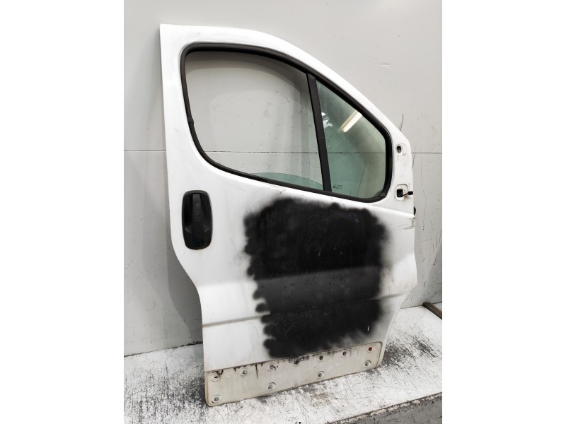 Recambio de puerta delantera derecha para nissan primastar (x83) caja cerrada batalla corta 2,76t referencia OEM IAM   