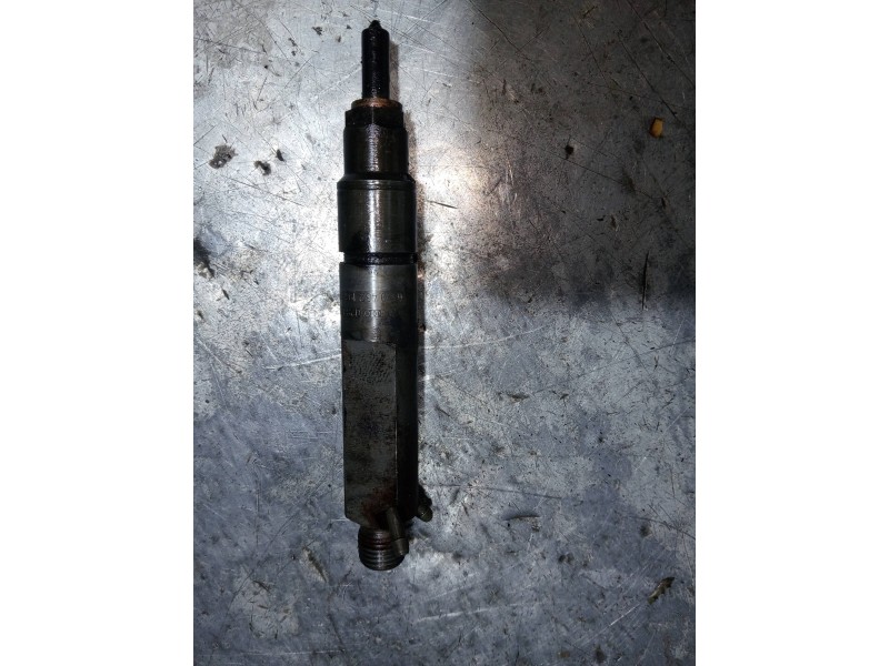 Recambio de inyector para seat leon (1m1) signo referencia OEM IAM 0432193696  