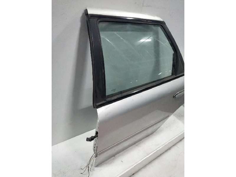 Recambio de puerta trasera izquierda para ford scorpio berl./turnier referencia OEM IAM   