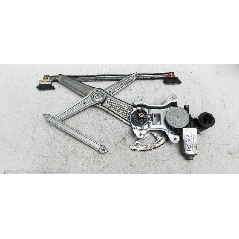 Recambio de elevalunas delantero derecho para toyota yaris (ncp1/nlp1/scp1) 1.4 d-4d linea luna referencia OEM IAM 8571052030 06