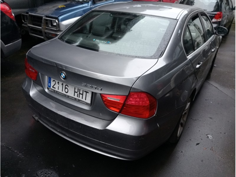 bmw serie 3 berlina (e90) del año 2011