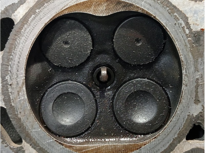 Recambio de culata para renault clio iv technofeel referencia OEM IAM 132647109R H4B 