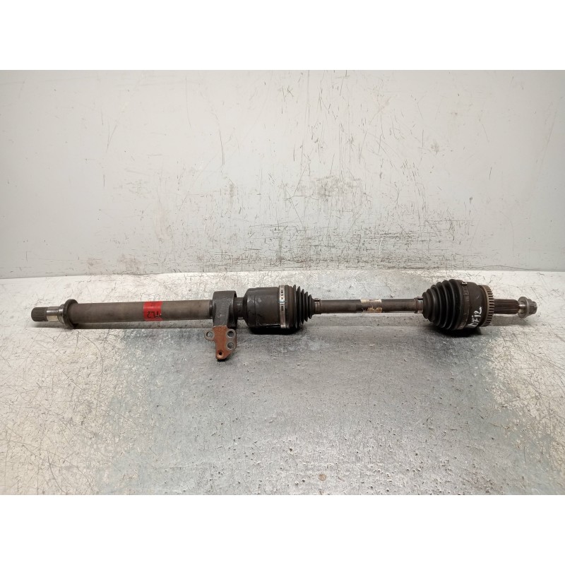Recambio de transmision delantera derecha para kia sportage spirit 2wd referencia OEM IAM 49560D3030  
