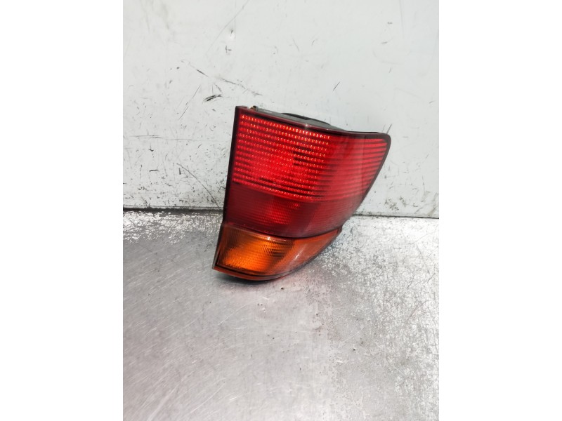 Recambio de piloto trasero izquierdo para bmw serie 5 touring (e39) 530d referencia OEM IAM   