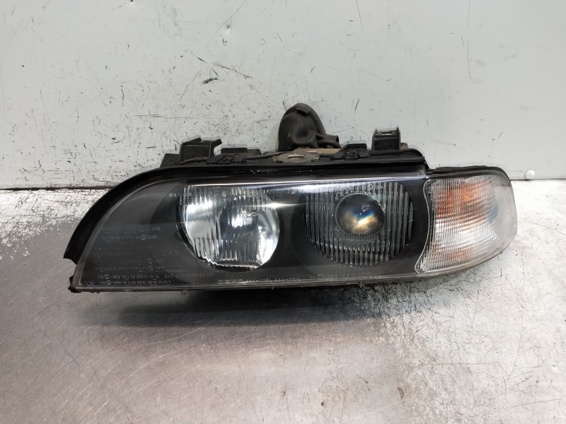 Recambio de faro izquierdo para bmw serie 5 touring (e39) 530d referencia OEM IAM   
