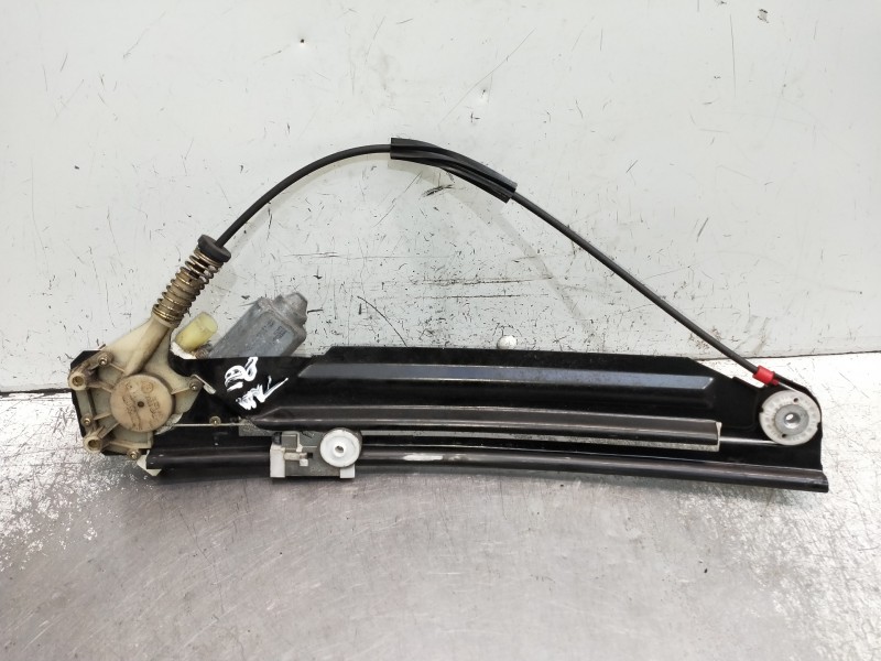 Recambio de elevalunas trasero derecho para bmw serie 5 touring (e39) 530d referencia OEM IAM   