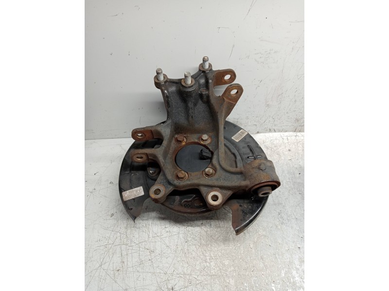 Recambio de mangueta trasera izquierda para kia sportage spirit 2wd referencia OEM IAM   