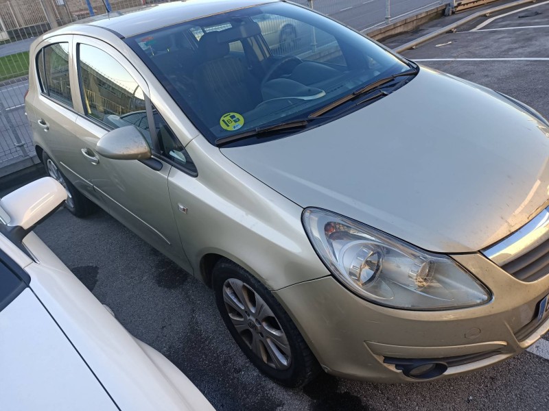 opel corsa d del año 2007