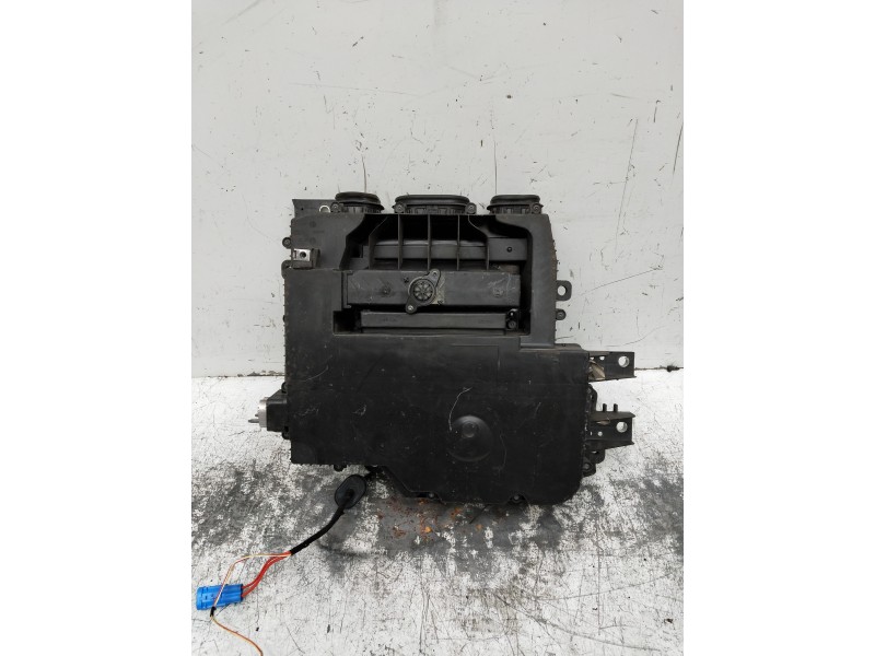 Recambio de calefaccion entera normal para renault zoe limited referencia OEM IAM 295E39666R  