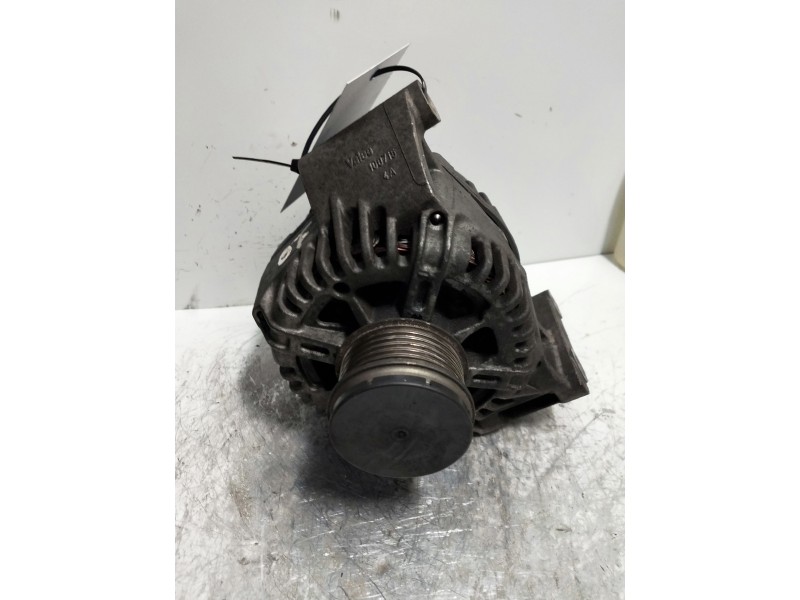 Recambio de alternador para fiat linea (110) dynamic referencia OEM IAM 46823547 VALEO 