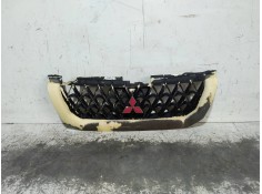 Recambio de rejilla delantera para mitsubishi montero sport (k90) 2.5 turbodiesel referencia OEM IAM   