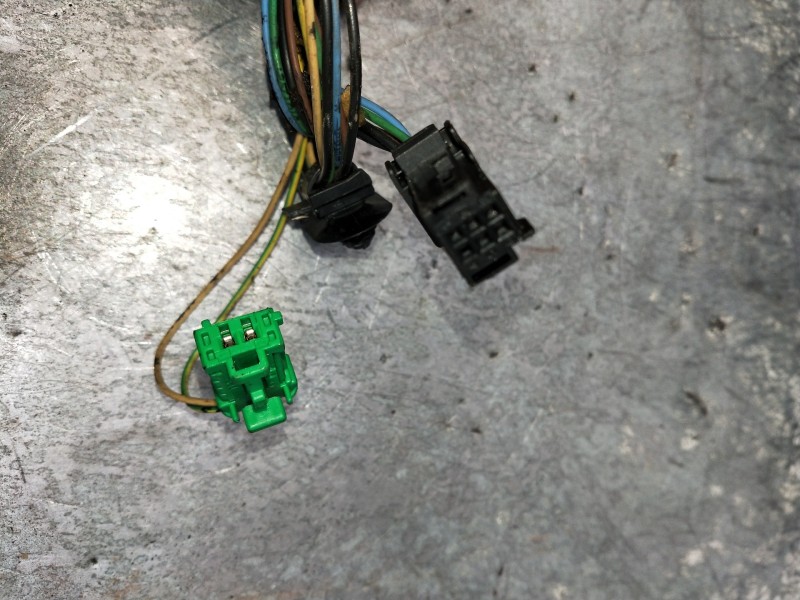 Recambio de retrovisor izquierdo para citroen c4 coupe collection referencia OEM IAM   ELECTRICO