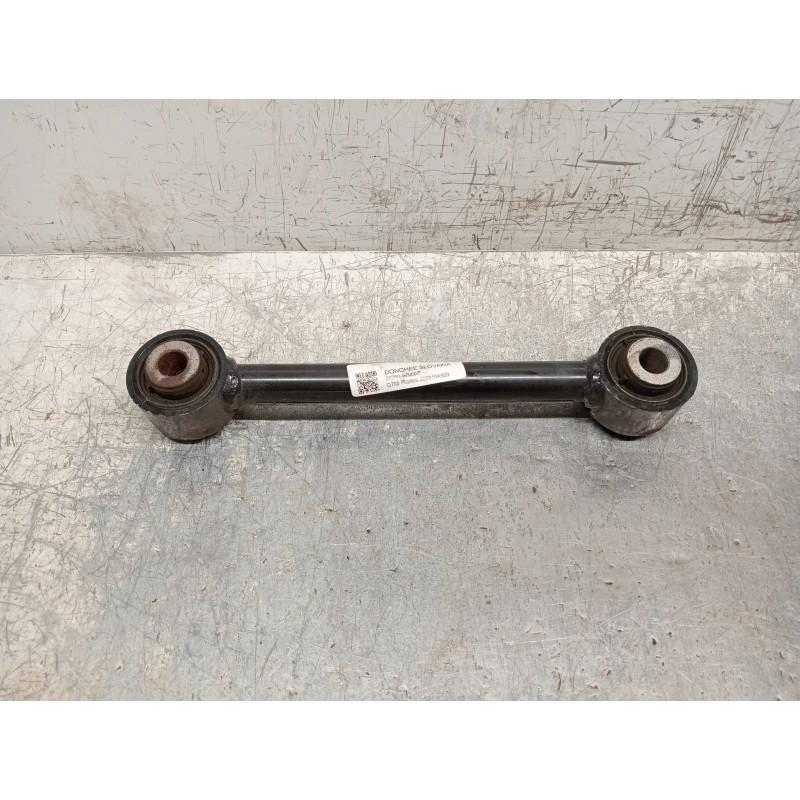 Recambio de brazo suspension superior trasero derecho para kia sportage spirit 2wd referencia OEM IAM 55250D7000  