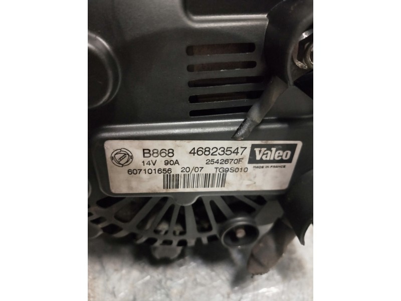Recambio de alternador para fiat linea (110) dynamic referencia OEM IAM 46823547 VALEO 