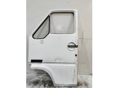 Recambio de puerta delantera izquierda para renault master referencia OEM IAM   