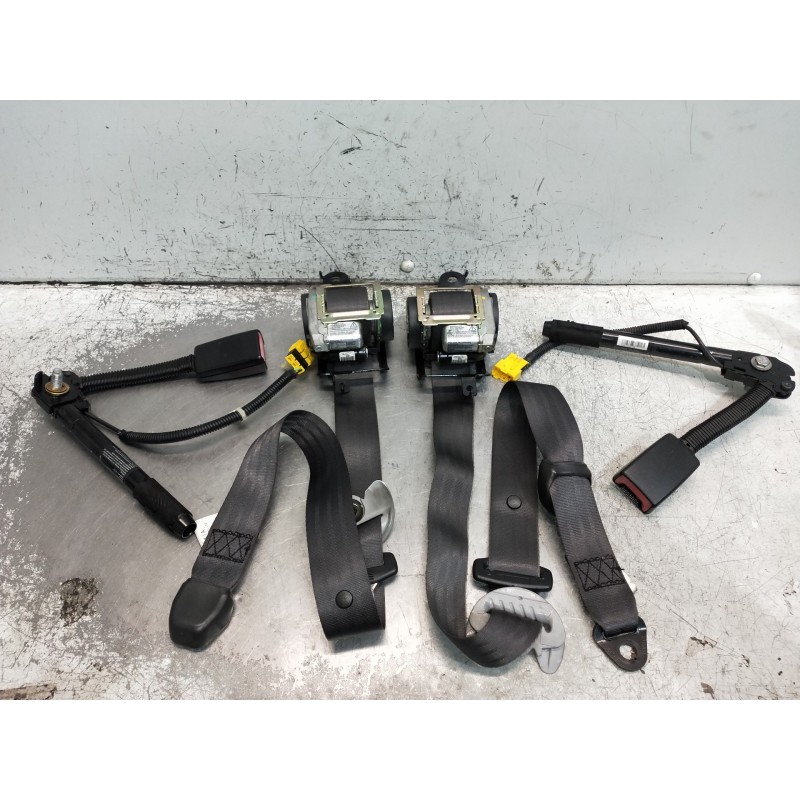 Recambio de juego cinturones delantero para kia sportage ex referencia OEM IAM   