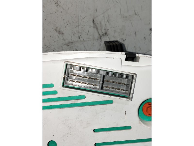 Recambio de cuadro instrumentos para kia sportage ex referencia OEM IAM 94003  