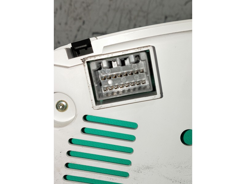 Recambio de cuadro instrumentos para kia sportage ex referencia OEM IAM 94003  