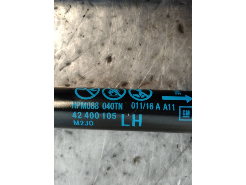 Recambio de amortiguadores maletero / porton para opel karl edition referencia OEM IAM 42400105 42400107 