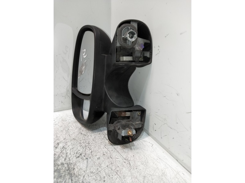 Recambio de retrovisor izquierdo para nissan primastar (x83) caja cerrada batalla corta 2,76t referencia OEM IAM   