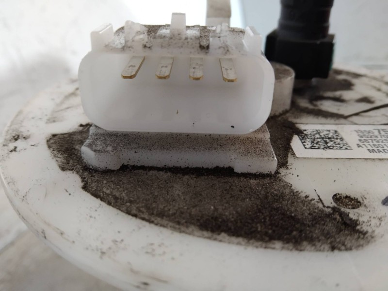 Recambio de bomba combustible para opel karl edition referencia OEM IAM 13507560001 687925552 