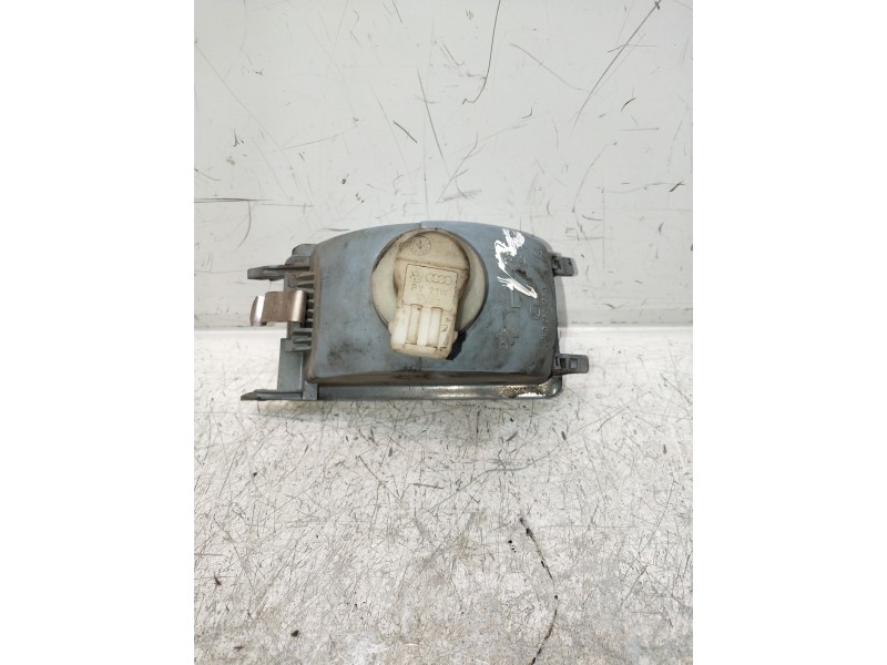 Recambio de piloto delantero izquierdo para volkswagen vento (1h2) cl referencia OEM IAM   PARAGOLPES