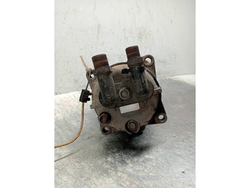 Recambio de compresor aire acondicionado para renault master referencia OEM IAM   