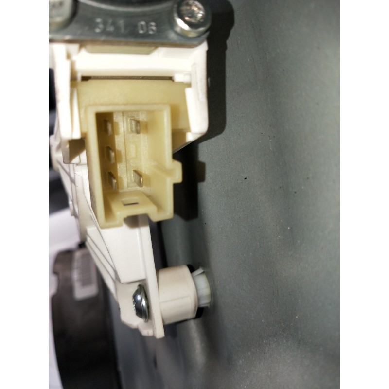 Recambio de elevalunas delantero derecho para mercedes clase gl (x164) 420 cdi 4-matic (164.828) referencia OEM IAM A1648200485 