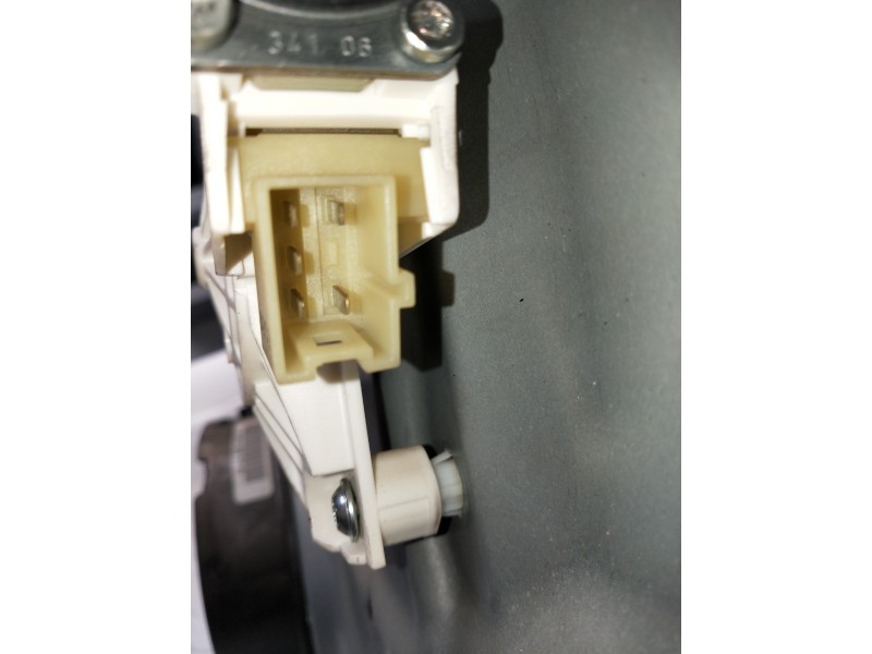 Recambio de elevalunas delantero derecho para mercedes clase gl (x164) 420 cdi 4-matic (164.828) referencia OEM IAM A1648200485 