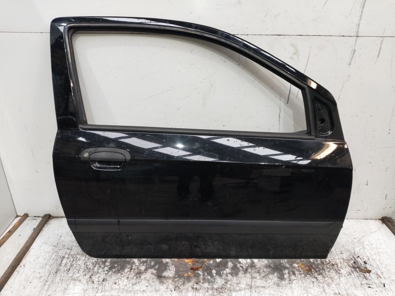 Recambio de puerta delantera derecha para hyundai getz (tb) 1.1 básico referencia OEM IAM   
