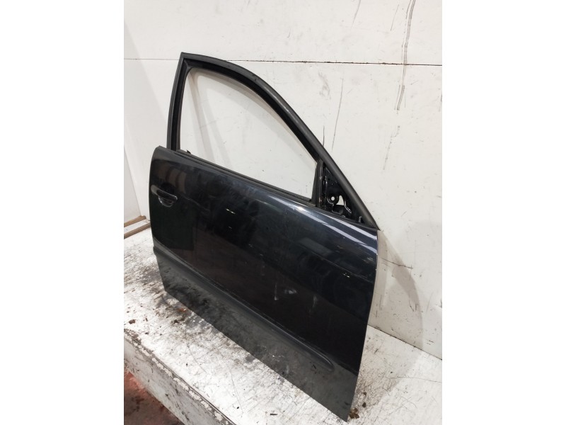 Recambio de puerta delantera derecha para ford focus berlina (cak) trend referencia OEM IAM   