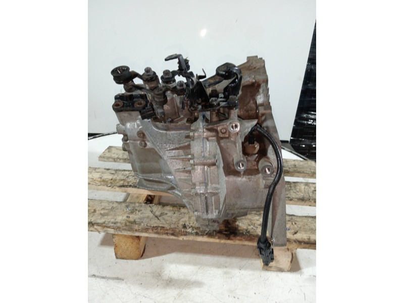 Recambio de caja cambios para kia sportage ex referencia OEM IAM S614JE 047553 6V