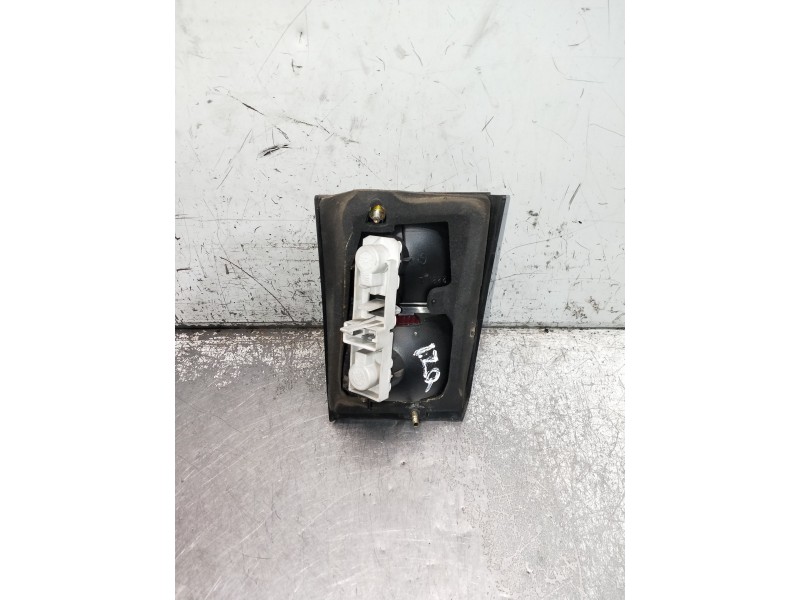 Recambio de piloto trasero izquierdo interior para mg rover serie 800 (rs) 820 si berlina referencia OEM IAM   