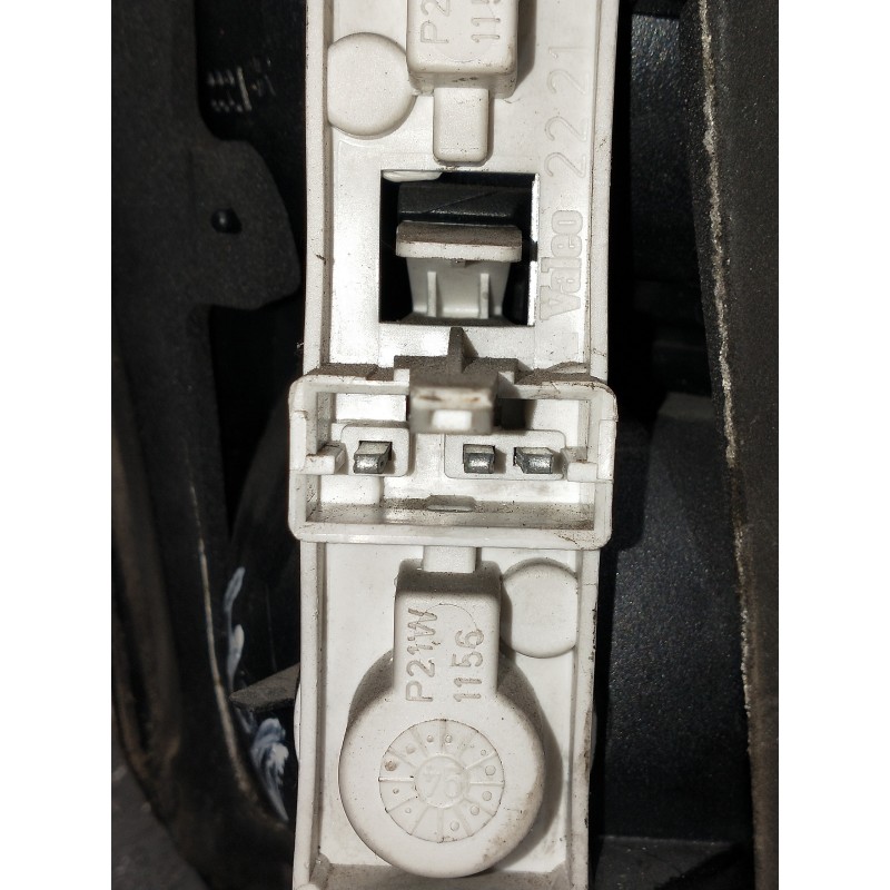 Recambio de piloto trasero derecho interior para mg rover serie 800 (rs) 820 si berlina referencia OEM IAM   